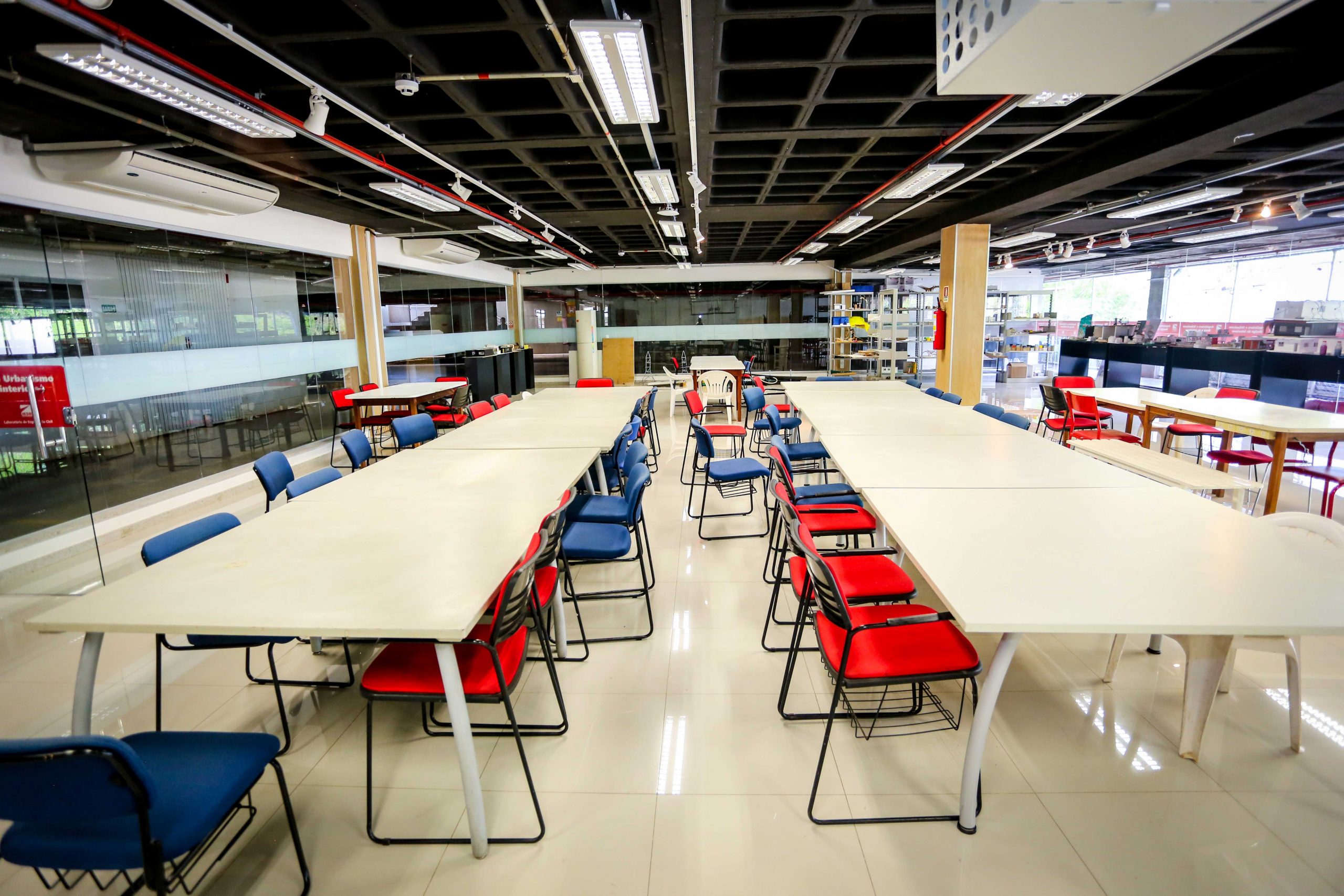 Salas de aula IESB